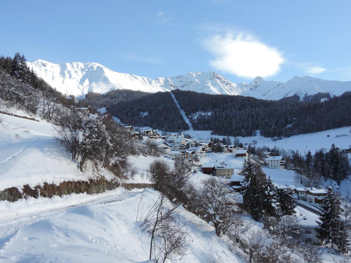Pension Burgschroffen Fendels Esterno foto
