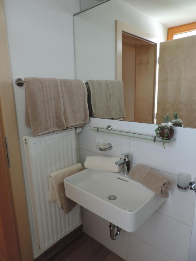 Pension Burgschroffen Fendels Esterno foto