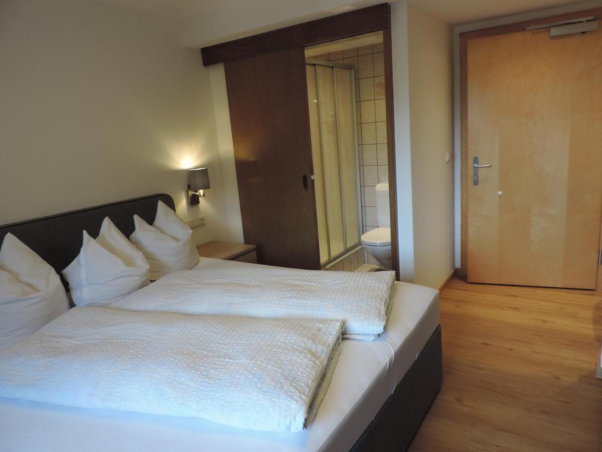 Pension Burgschroffen Fendels Esterno foto