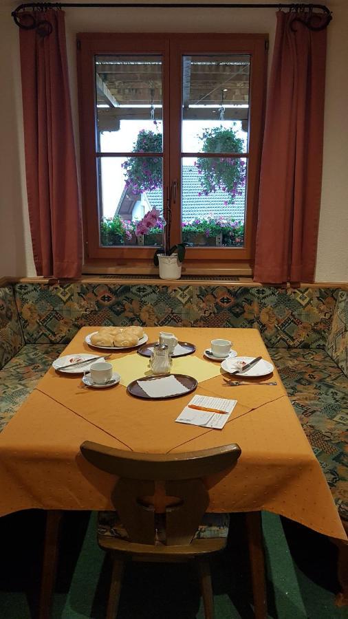 Pension Burgschroffen Fendels Esterno foto