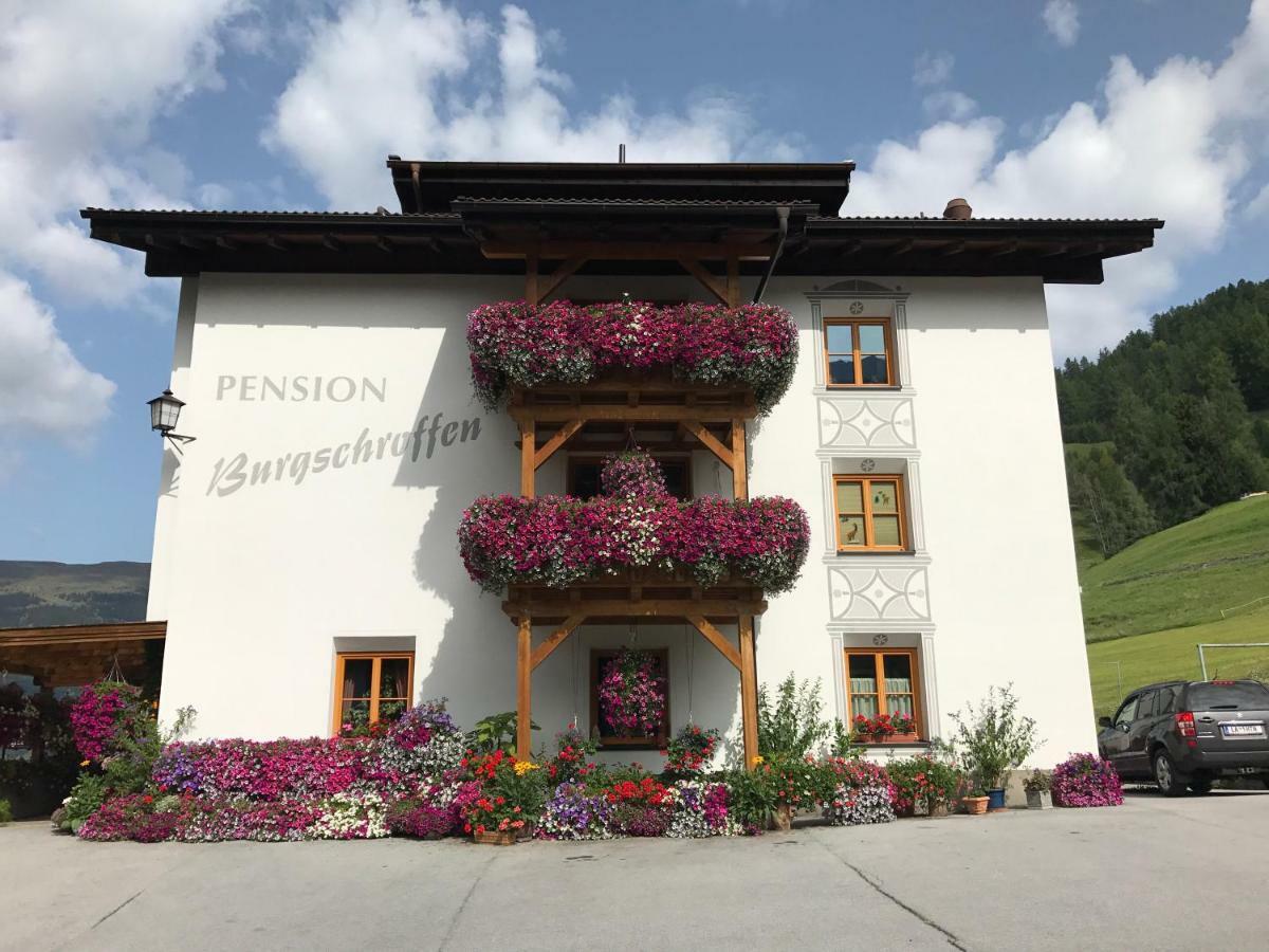 Pension Burgschroffen Fendels Esterno foto